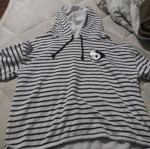 Long sleeve crop top hoodie